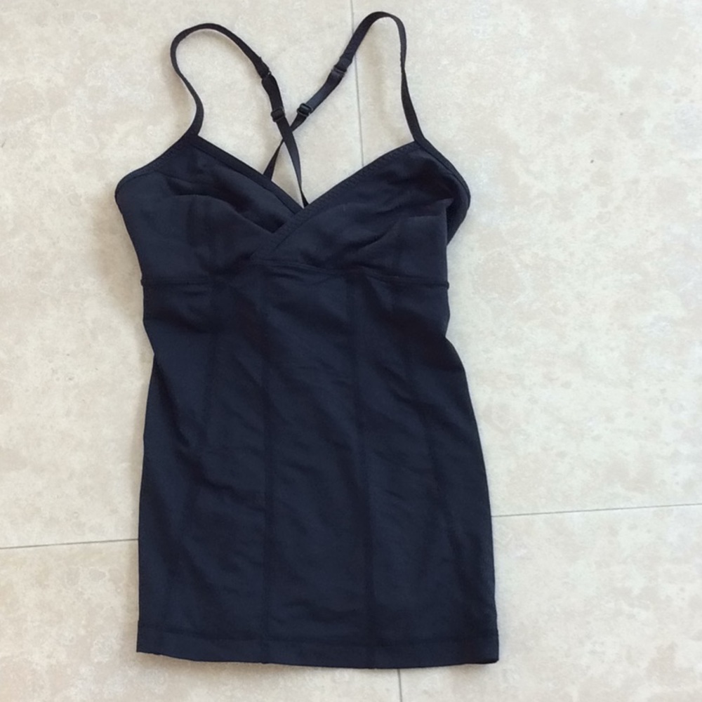 Lululemon top